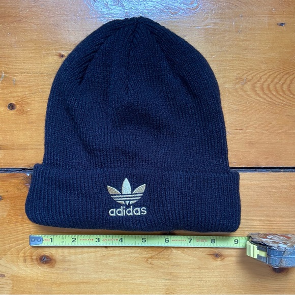 NEW adidas Women's Black Beanie with Gold Trefoil One Size NWOT - Picture 2 of 8